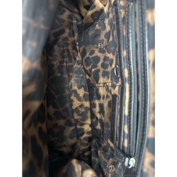 B. Makowsky Dark Brown Leather Purse Handbag With Silver Accents - Picture 10 of 12